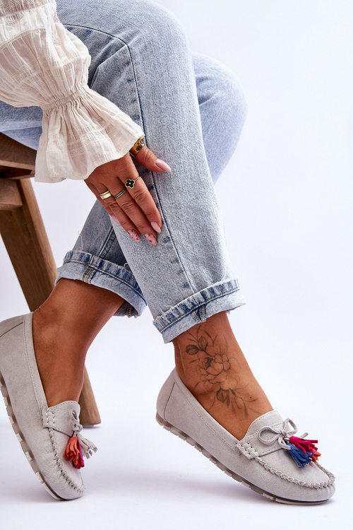 Замшеві лофери з бантом і бахромою сірий Dorine