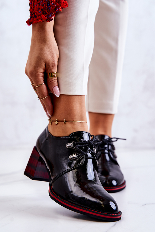 Лаковані туфлі на блискавці чорно-червоного кольору Laurosa