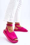 Зручні жіночі босоніжки на платформі кольору фуксії 
