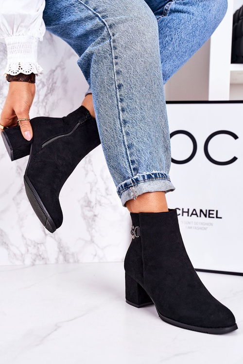 Класичні жіночі утеплені чоботи на підборах Чорні Success