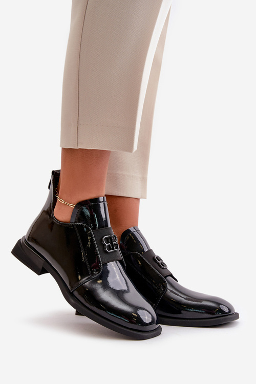 Лаковані жіночі шкіряні туфлі чорні Vinceza 91120