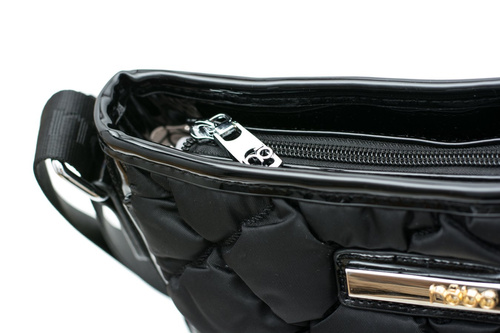 Стьобана чорна сумочка Letterman Nobo