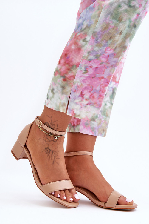 Гладкі бежеві шкіряні босоніжки на підборах Inspire Me!