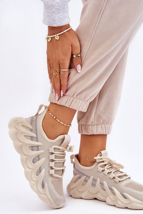 Жіночі модні кросівки Beige Daxo