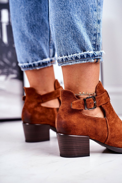 Жіночі чоботи на каблуці з вирізами Camel Sicily