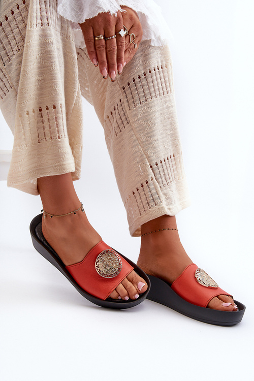 Шкіряні жіночі босоніжки на танкетці Zazoo 2920 із золотими деталями помаранчевого кольору