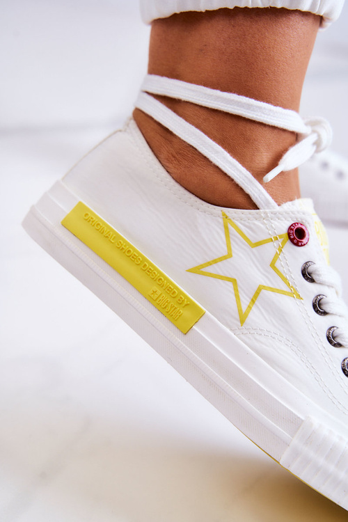 Жіночі низькі кросівки BIG STAR JJ274384 Білі