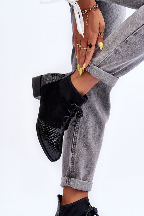 Жіночі туфлі на плоскій підошві чорні SBarski 259-1