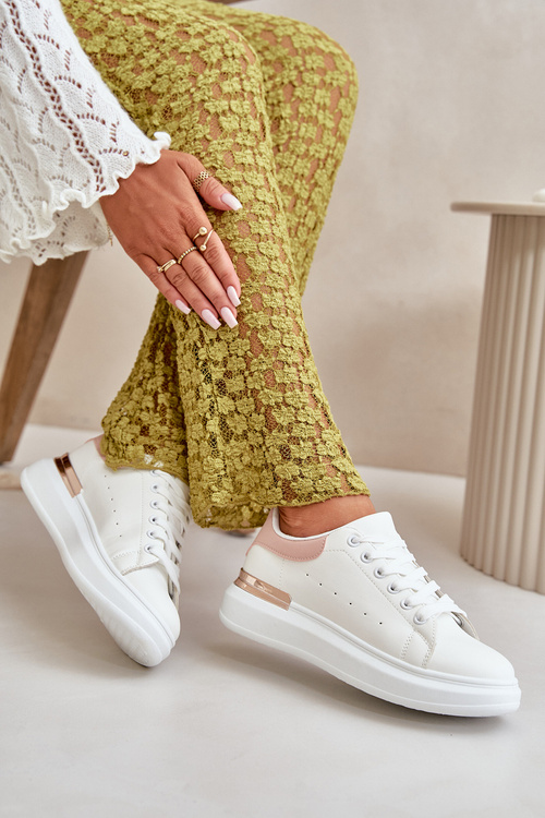 Низькі жіночі кросівки на платформі з еко шкіри біло-рожевого кольору Nevelena