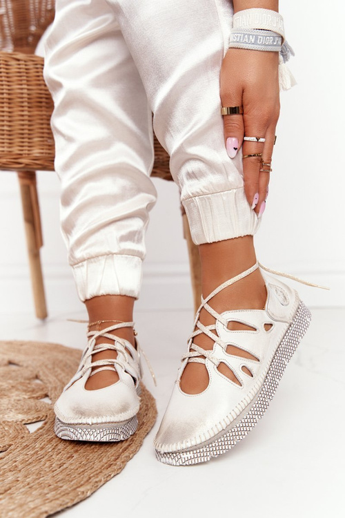 Жіночі шкіряні броги Maciejka 04449-25 Бежево-золотий