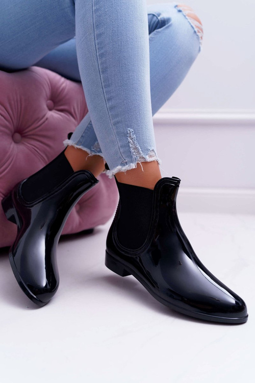 Чорні жіночі лаковані тапочки Kaloat Mezado зі шнурівкою