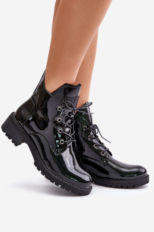 Теплі жіночі ботильйони на низькому каблуці лаковані Vinceza 58136 Чорні