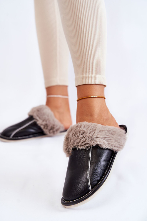 Жіночі шкіряні тапочки з хутром Black Rossa