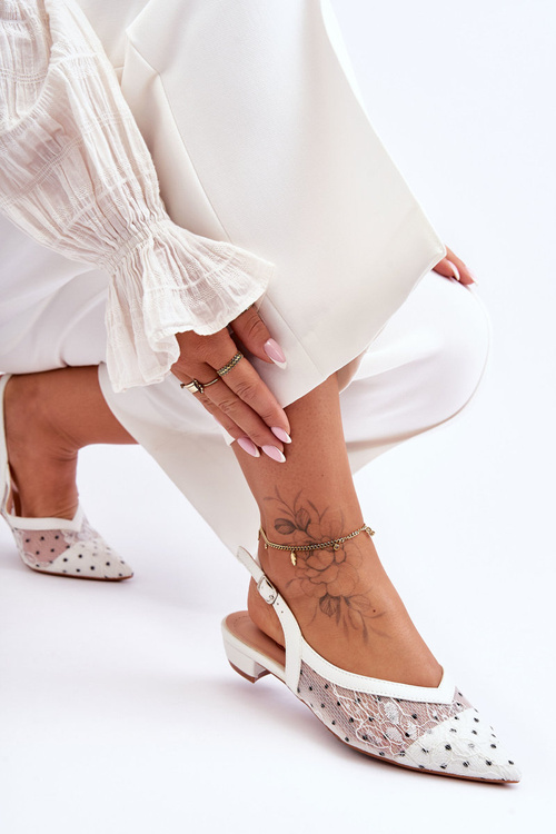 Жіночі балетки в горошок білі Adore