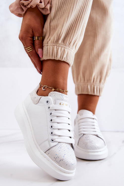 Жіноче спортивне взуття GOE JJ2N4053 Білий