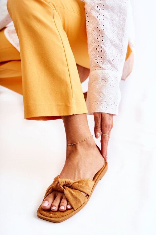 Жіночі модні замшеві тапочки Camel Lorrie