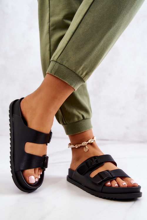 Гумові тапочки з пряжкою Black Corina