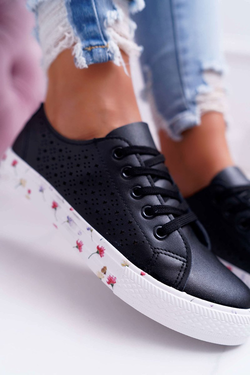 Жіночі кросівки квітчасті ажурні чорні Loriann