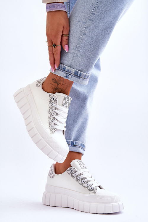 Жіночі шкіряні кросівки на платформі білі Alison