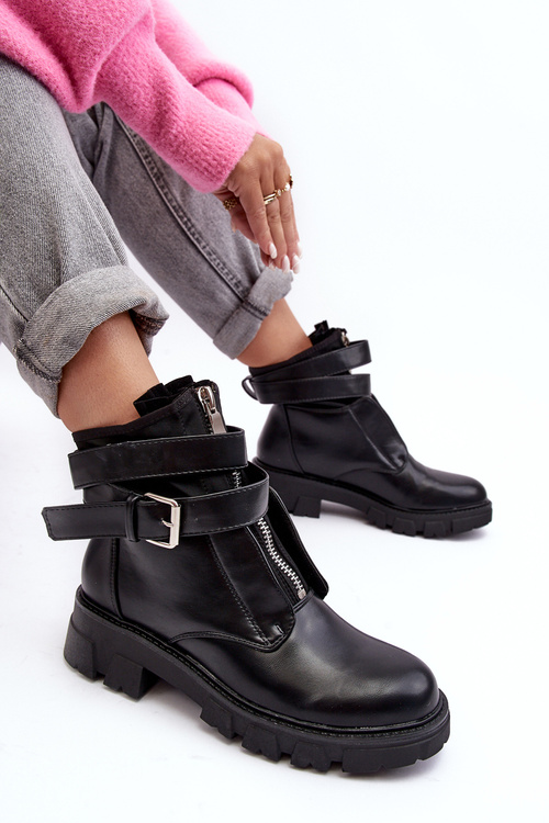 Утеплені чоботи чорні не справді