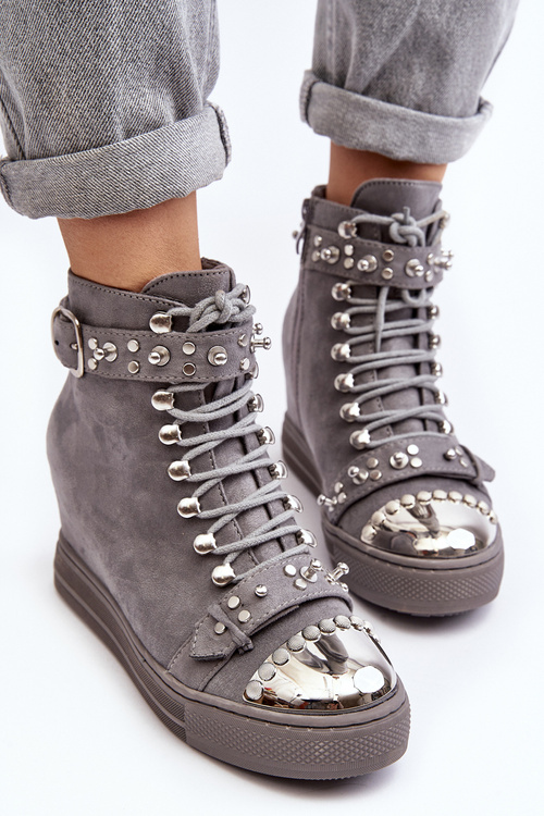 Жіночі утеплені чоботи на танкетці з реактивними замшами, чорні Lu Boo