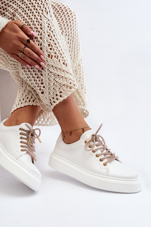 Шкіряне жіноче спортивне взуття CheBello 4362 Біле