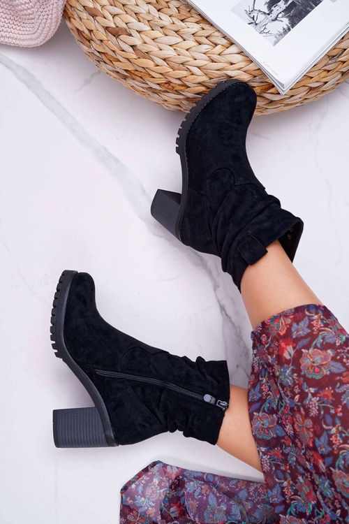 Жіночі чоботи на шпильці замшеві чорні Celma