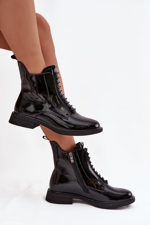 Лаковані жіночі чоботи з натуральної шкіри D&A MR52-108 Чорний