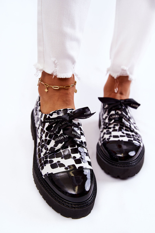 Лаковані туфлі Laura Messi 2441 Чорно-білі