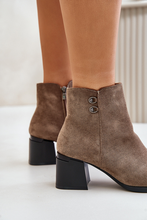 Жіночі ботильйони на підборах і блискавці темно-бежевого кольору Tinamar