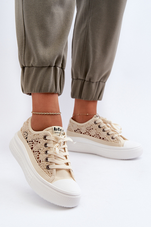 Жіночі мереживні кросівки Lee Cooper LCW-23-44-1620 бежевий