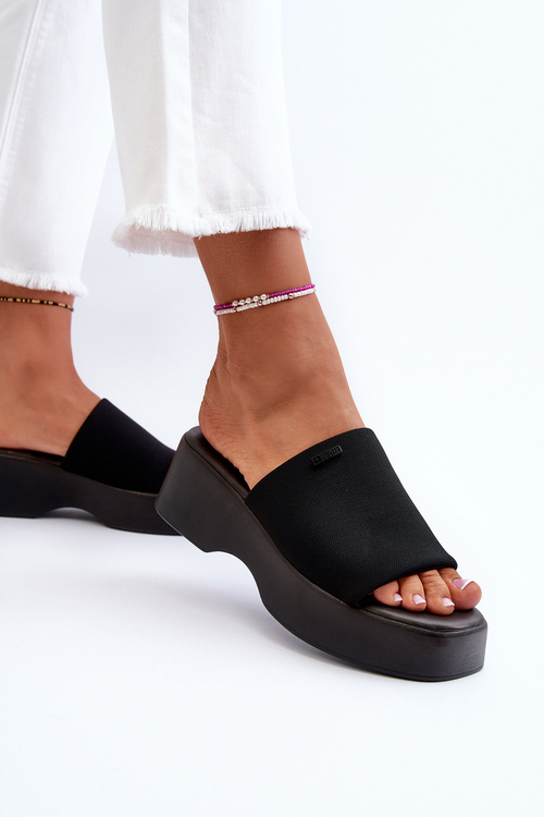 Жіночі босоніжки Big Star NN274021 Чорні