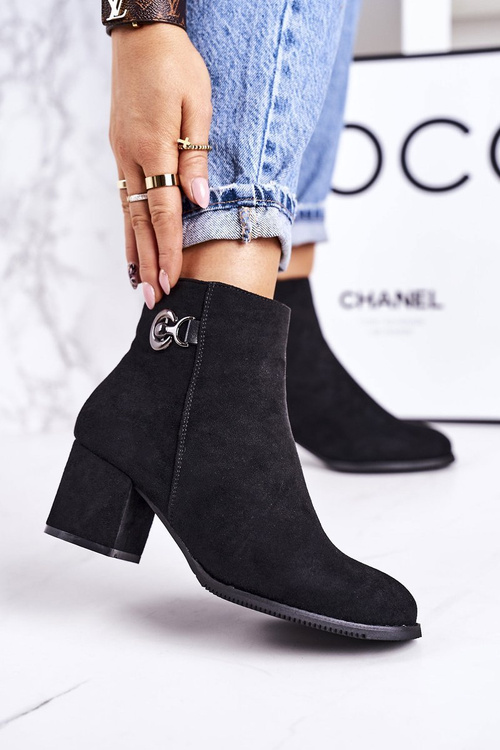 Класичні жіночі утеплені чоботи на підборах Чорні Success