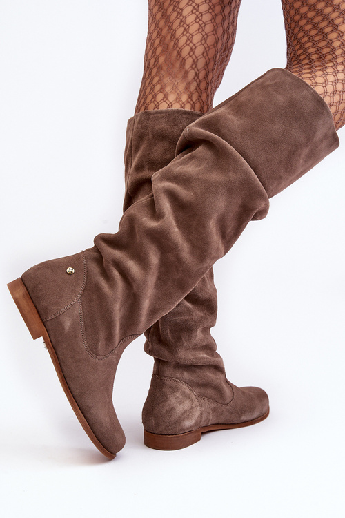 Жіночі замшеві чоботи до коліна Maciejka 05790-04 Бежеві