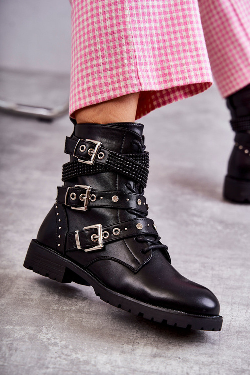 Жіночі шкіряні чоботи з декоративними смужками Black Russo