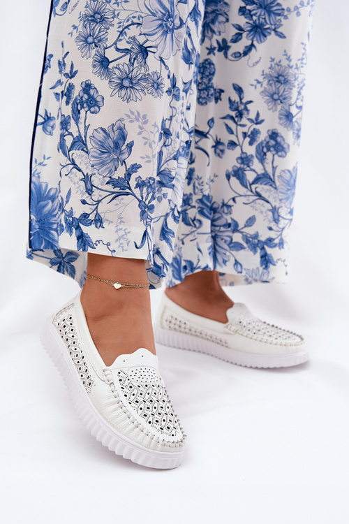 Шкіряні Жіночі Мокасини З Прорізним Візерунком Vinceza 88028 Білі