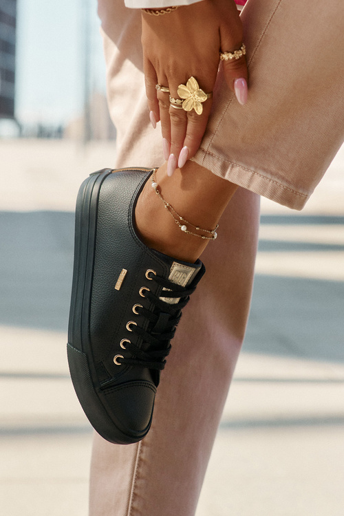 Жіночі Кросівки З Еко Шкіри Big Star RR274749 Чорні