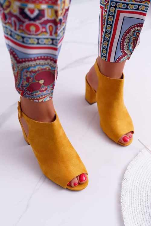 Жіночі босоніжки на шпильці з відкритим носком, жовті Esta