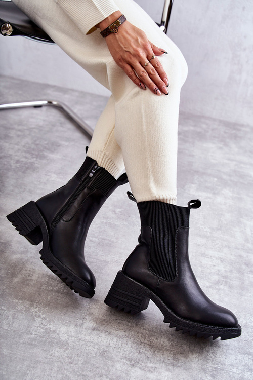 Жіночі теплі черевики на каблуці чорні Abella