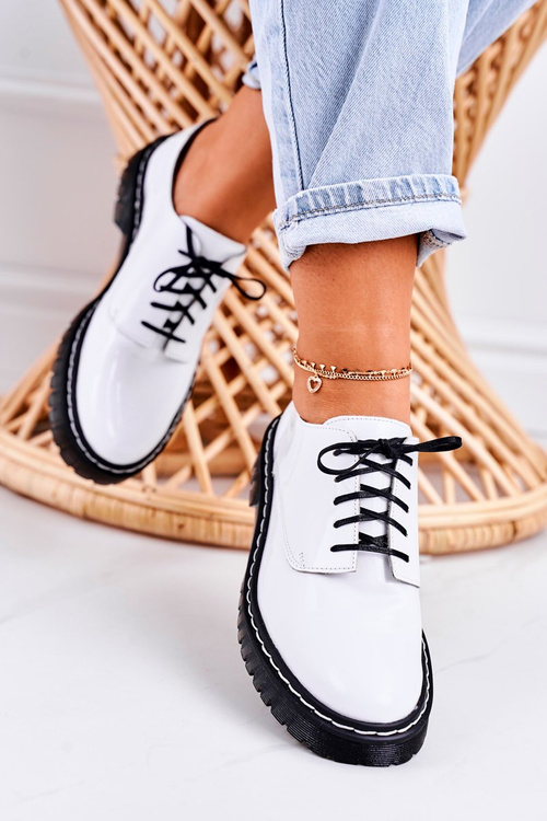 Жіночі шкіряні броги Оксфорди Maciejka 04087-11 лакований білий