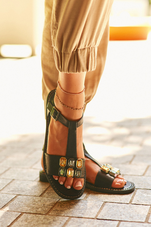 Елегантні жіночі босоніжки з декоративними деталями S.Barski KV27-030 чорний