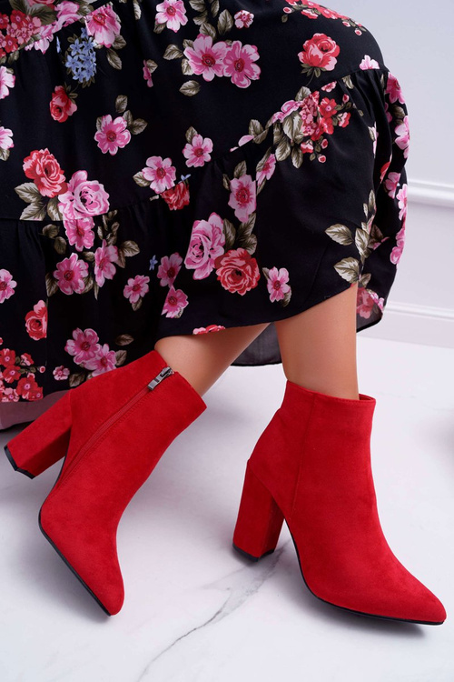 Жіночі чоботи на шпильці замшеві Red Sharks