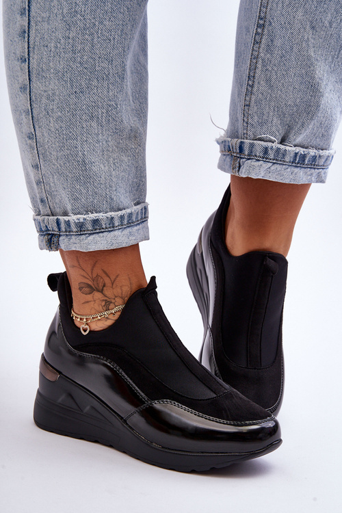 Жіночі сліпони на танкетці чорні Farro