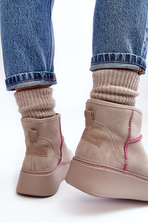 Жіночі замшеві зимові черевики Maciejka 06257-22 світло-бежевий
