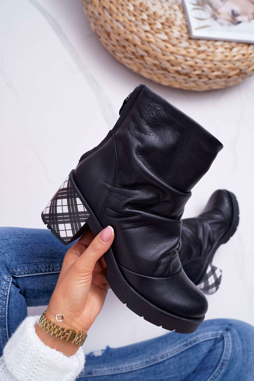 Жіночі шкіряні черевики Maciejka чорні 04216-01