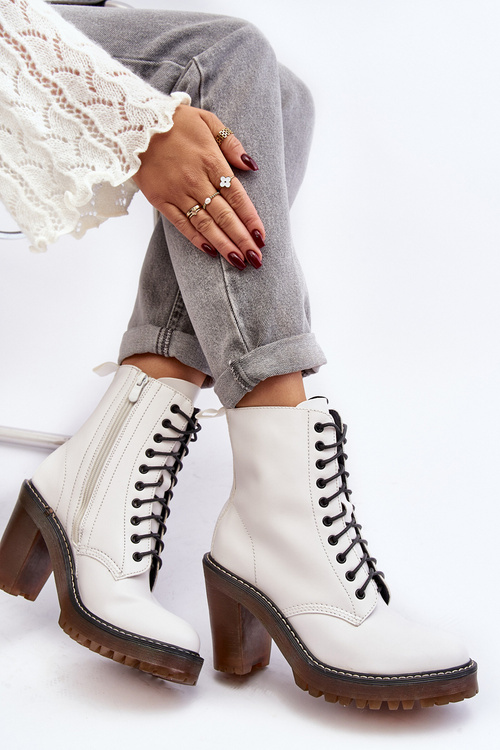 Жіночі білі черевики Arove на шнурівці