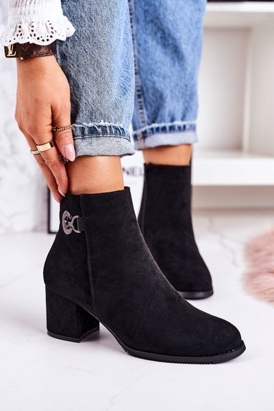 Класичні жіночі утеплені чоботи на підборах Чорні Success