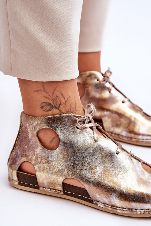 Світлі шкіряні черевики Maciejka 03426-42 Gold