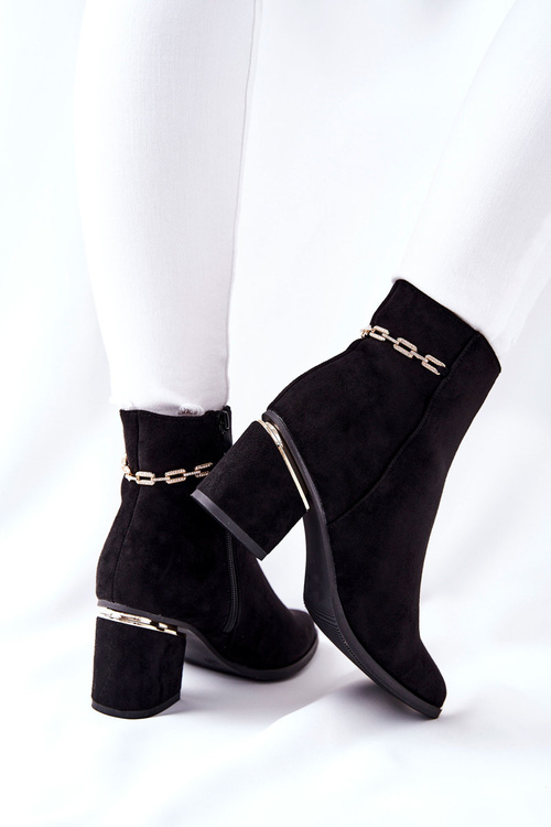 Жіночі замшеві чоботи на каблуці чорні One Step