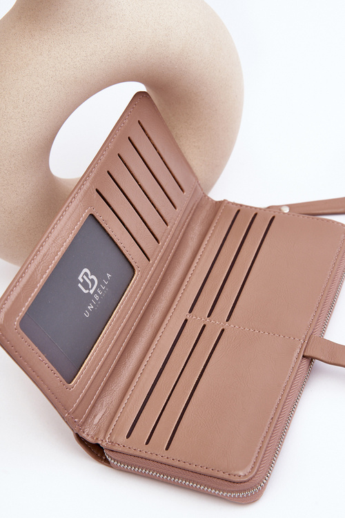 Жіночий лакований гаманець з магнітною застібкою бежевий Bielia